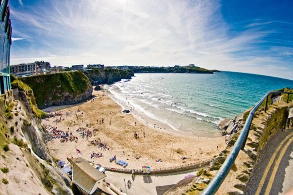 Large 5 Bed 3 Bath House 300 Meters From Beach And Restaurants New Quay エクステリア 写真
